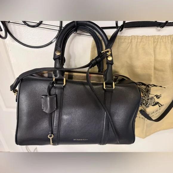 Authentic Burberry Medium Alchester Armour Bowling REDUCED PRICE - Picture 2 of 10